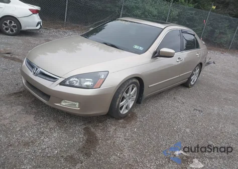 2003 Honda Accord 2.4 Ex from USA, damaged, VIN 1HGCM56623A086101